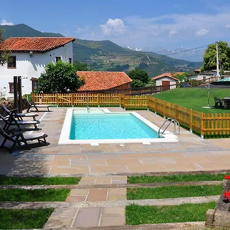 Llares Holiday home