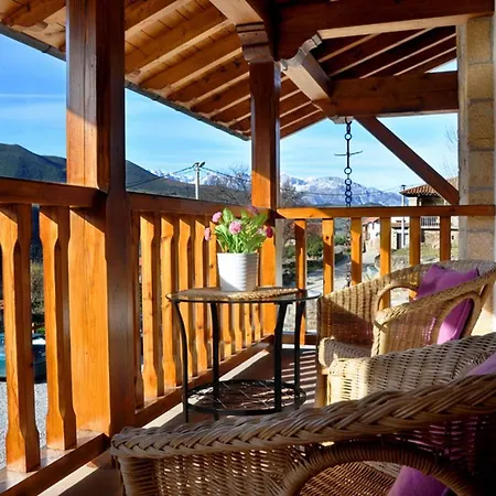 Llares Vakantiehuis Lerones