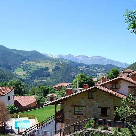 Vakantiehuis Llares Lerones